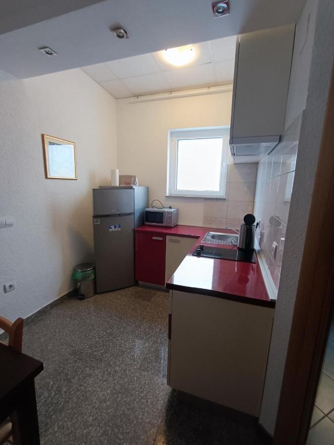 Apartmani Centar Starigrad Paklenica Zewnętrze zdjęcie