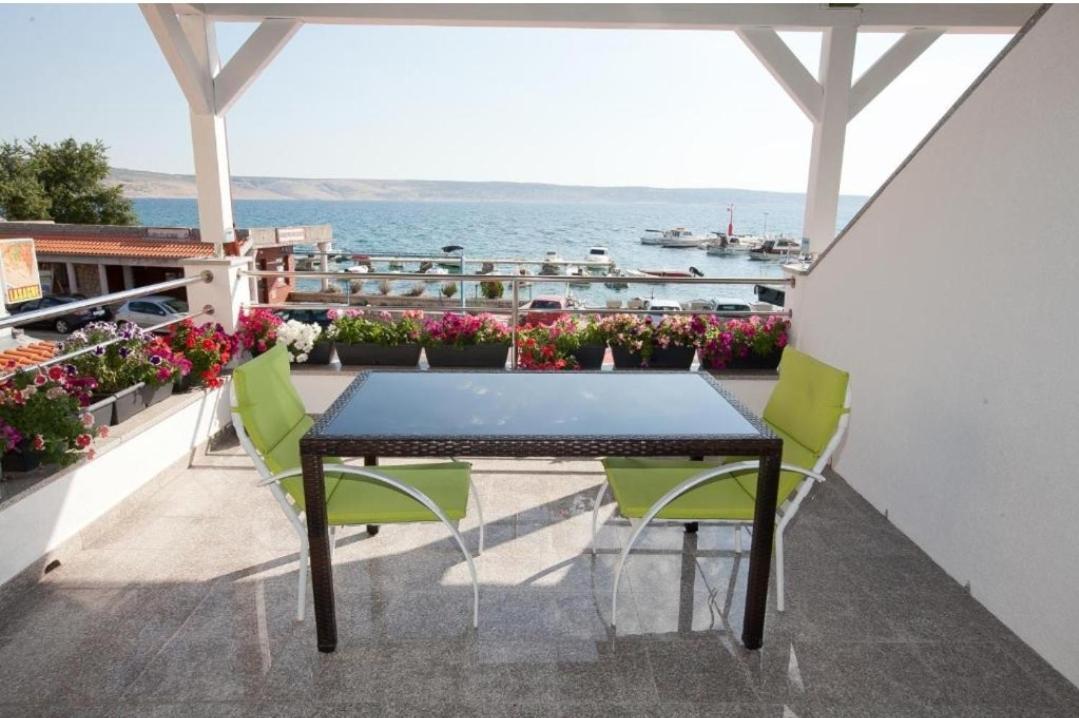 Apartmani Centar Starigrad Paklenica Zewnętrze zdjęcie